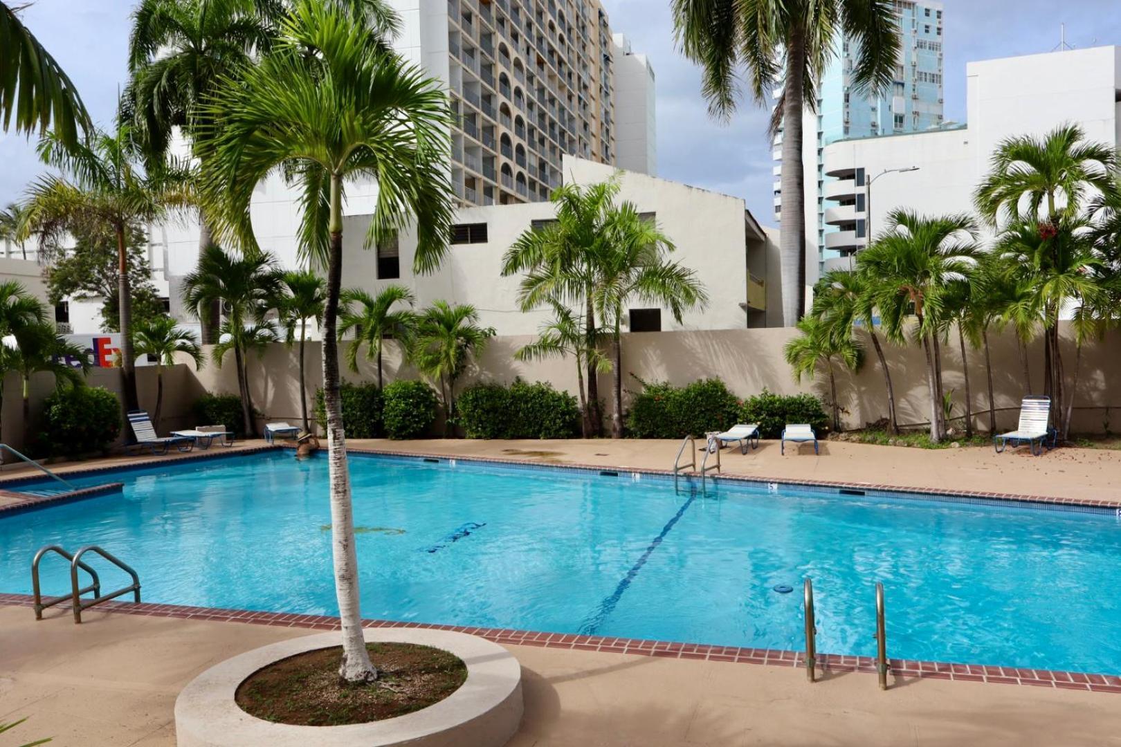 סן חואן Isla Verde Modern Apartment With Pool מראה חיצוני תמונה