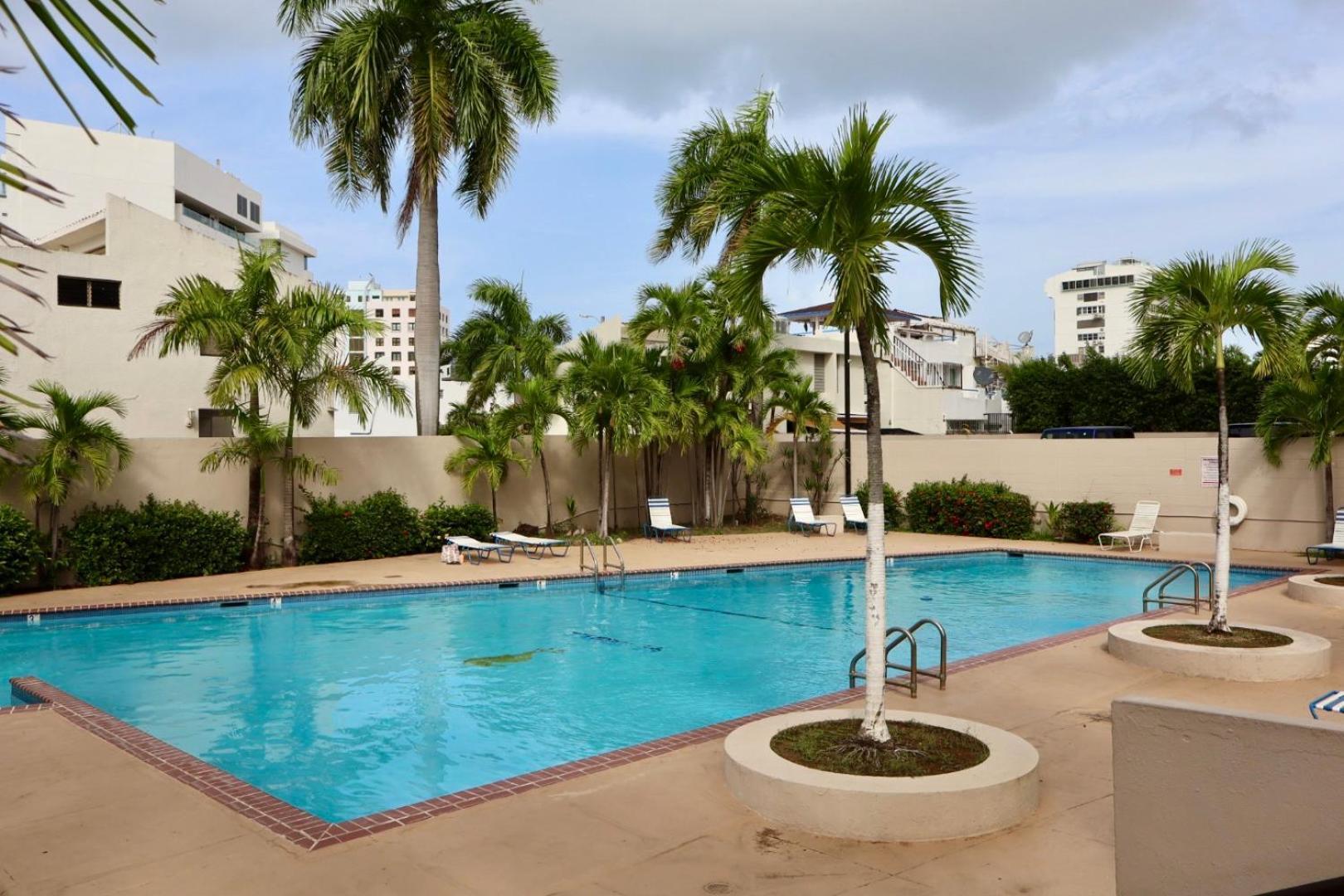סן חואן Isla Verde Modern Apartment With Pool מראה חיצוני תמונה