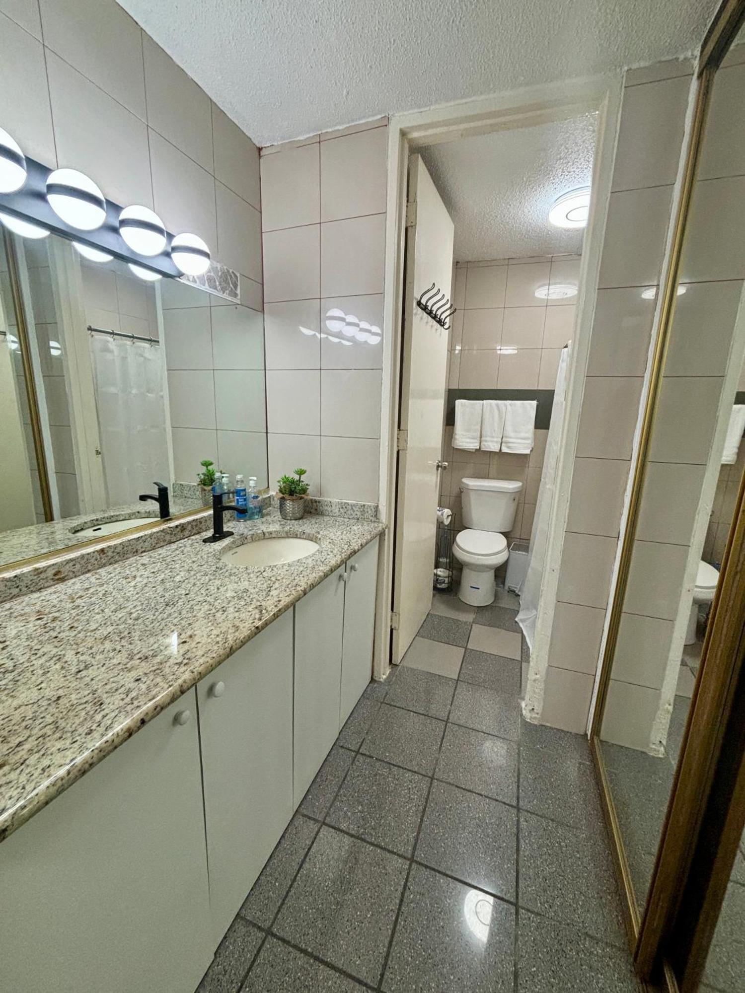סן חואן Isla Verde Modern Apartment With Pool מראה חיצוני תמונה